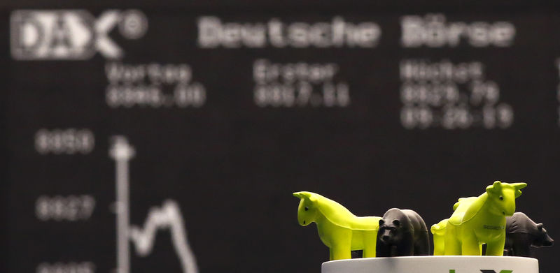 European stocks fall on delayed rate cut fears; Davos continues