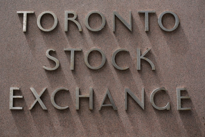 TSX rises as copper prices boost miners