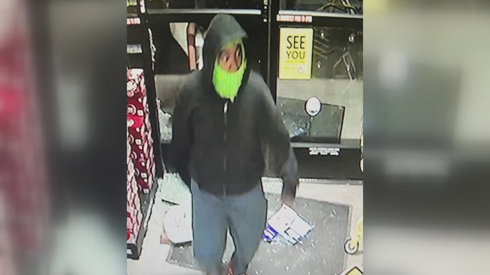 Break-in at Dollar General