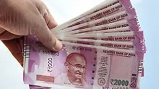 RBI reports 98.24% return of ₹2000 banknotes in circulation, with remaining notes still legal tender.