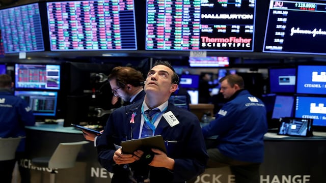 US Stock Market Live: Dow futures down 150 points after best run in 20 years; Brent slides below $60 US Stock Market Live: Dow futures down 150 points after best run in 20 years; Brent slides below $60