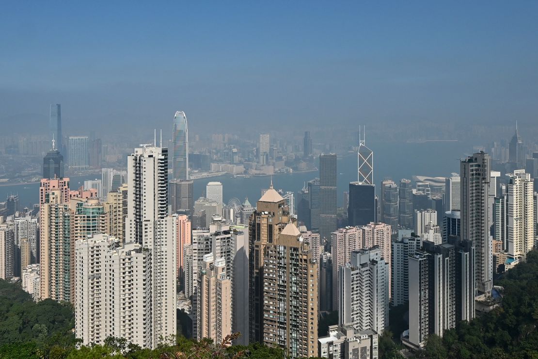 A veil of smog hangs over the Hong Kong skyline on December 29, 2021.