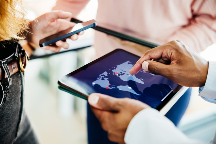 Global Business Strategy on Digital Display