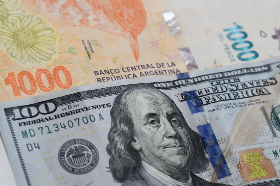 ARGENTINA-ECONOMY-CURRENCY-MONEY-BILLS